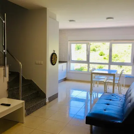 A De Lolo, Vista Mar Duplex Apartment